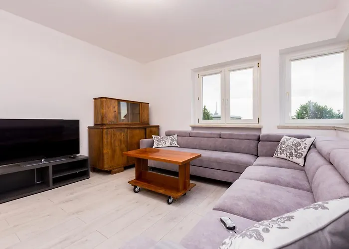 Sea View By Bookinghost *