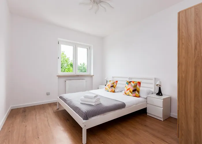 Sea View By Bookinghost